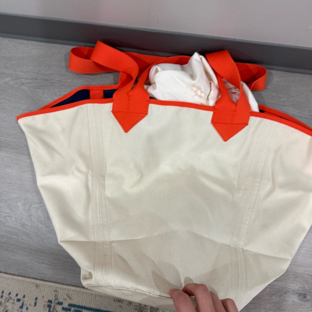 NWT Rothy’s Tote Reversible in Cream Navy Orange - Picture 2 of 9